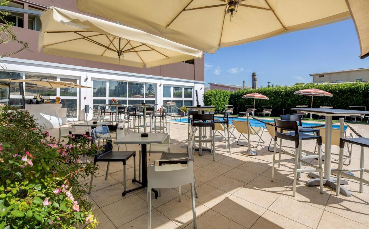Best Western Plus Hotel Farnese Parma Kültér fotó